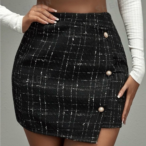 SHEIN Dresses & Skirts - Shein Women’s High Waisted Black Skirt Large